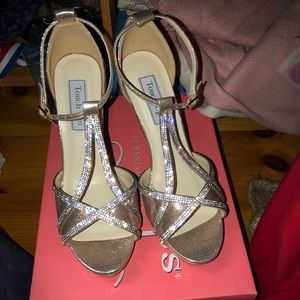 NEW OpenToe T-Strap Harlow Prom Shoes (8)
